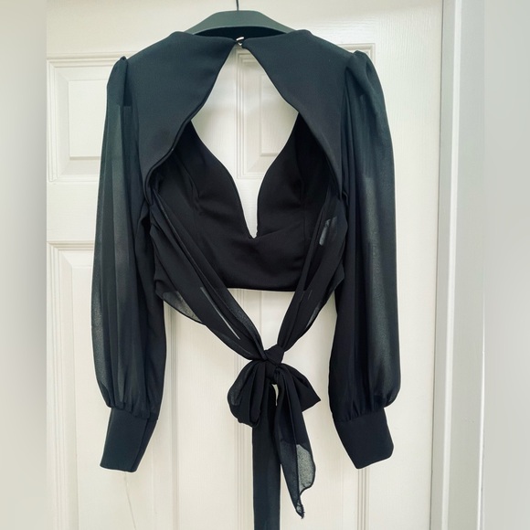 Beautiful black wrap top - Picture 2 of 4